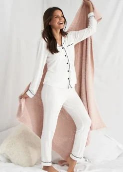 Cheap Pretty You London Bamboo Pyjama Set Cream