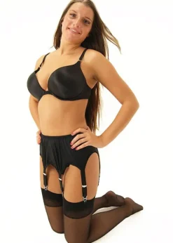 Outlet Sassy 6 Strap Plain Suspender Belt Black